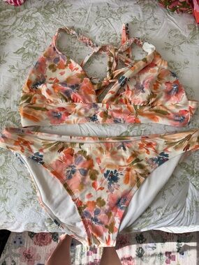 Floral Print Strappy Bikini Set - Cream/Coral